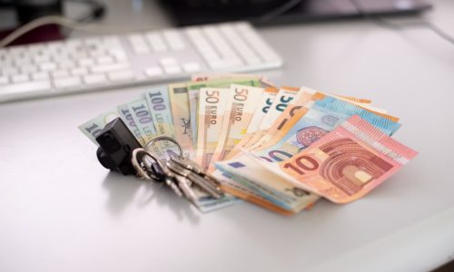 Deposits & Guarantees