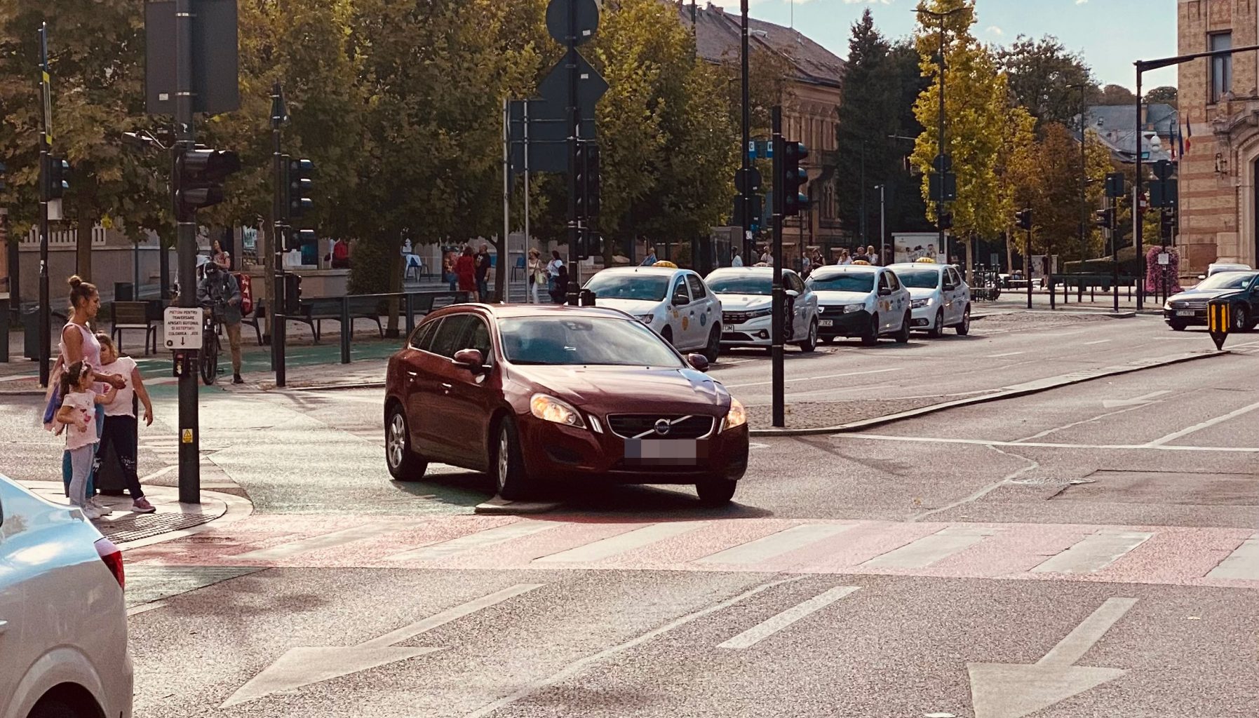 The driver of this car cut across a concrete divide in the road, travelling in the opposite direction of traffic and down onto Strada Napoca.