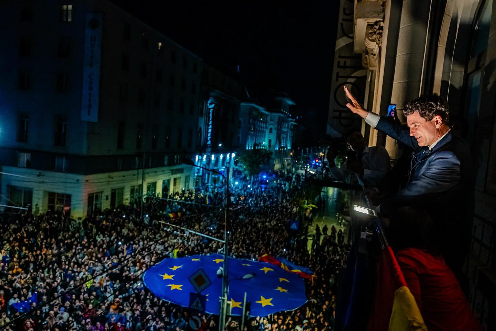 Nicușor Dan - Facebook