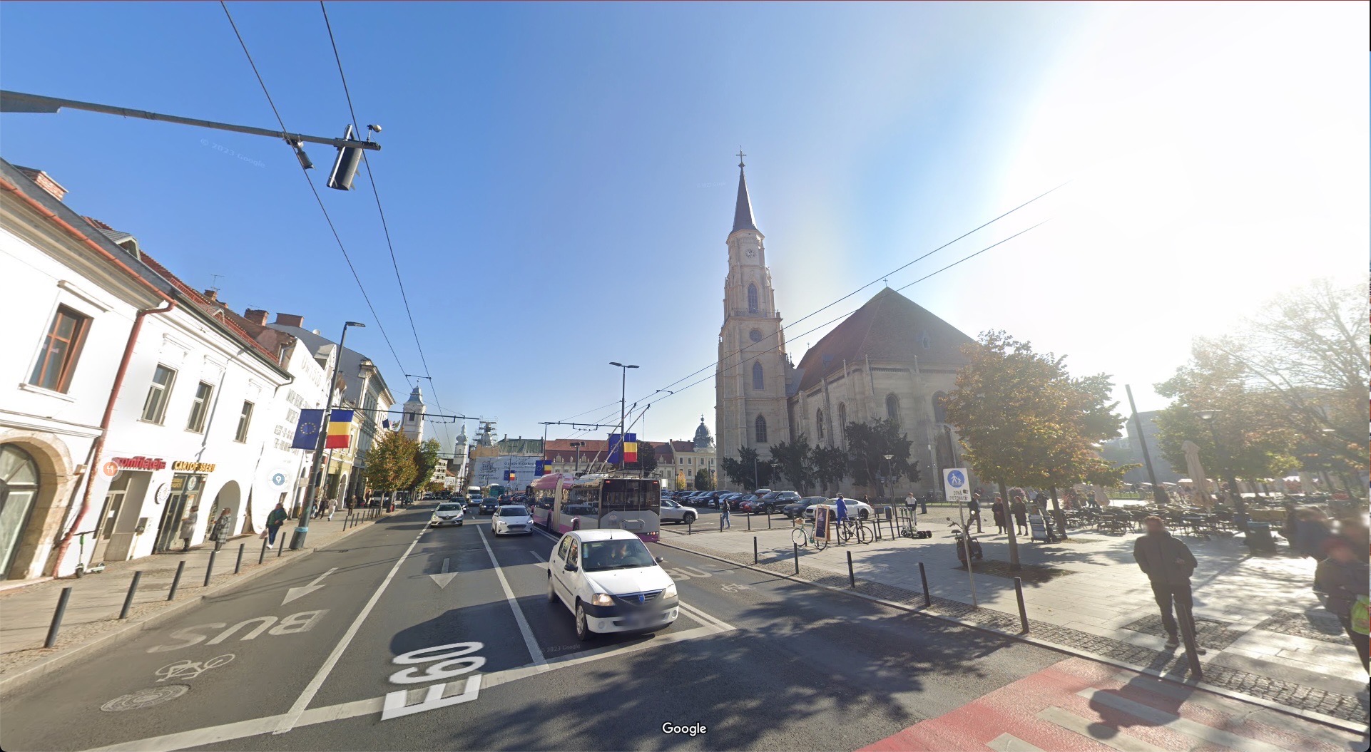 Looking east, across Piata Unirii, where parking currently exists Looking east, across Piata Unirii, where parking currently exists